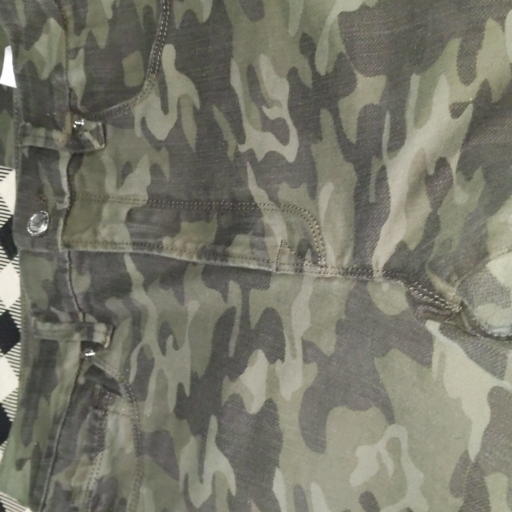 Good American Camo Jeans